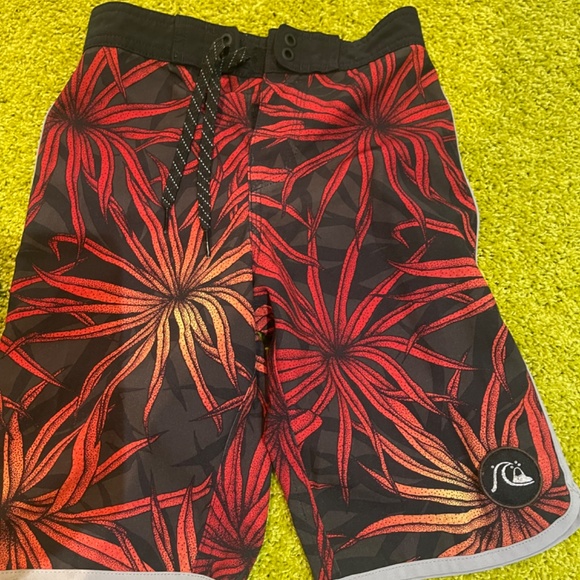 Bundle of Ralp Lauren swim trunks, quicksilver swim trunks and cover up. - Picture 6 of 7